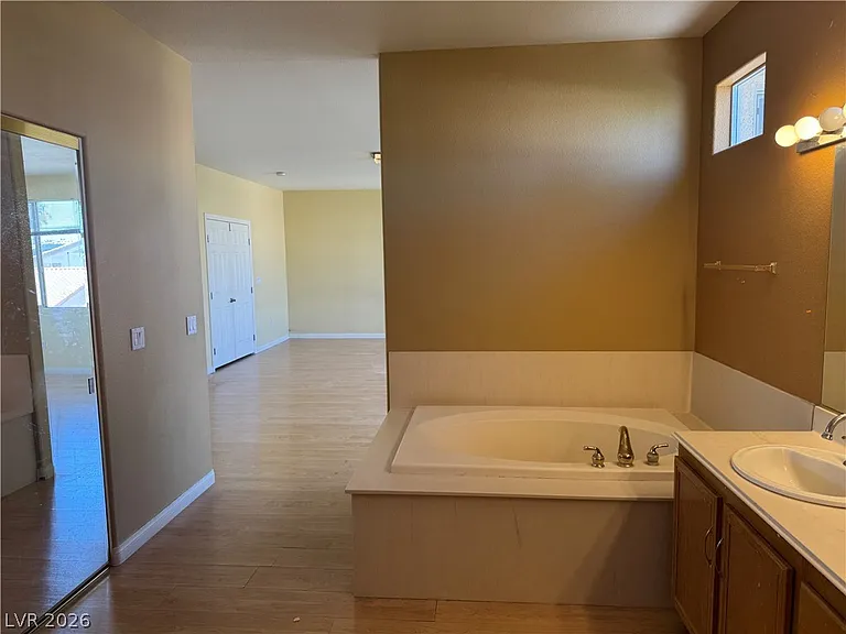302 Turtle Peak Ave — Photo 10