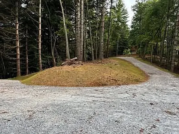 1236 Hickory Knoll Rd, Franklin, NC 28734