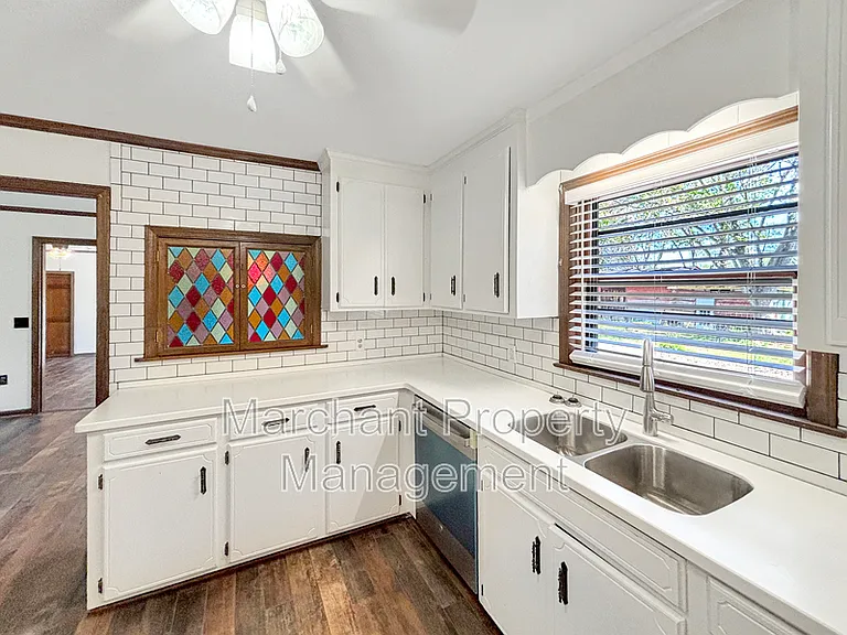 601 Fairview Church Rd — Photo 7