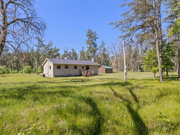 4th image of 27 E Nine Mile Rd