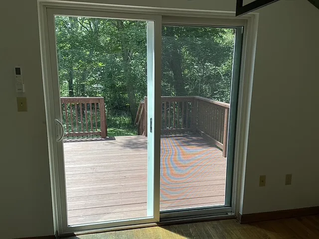 812 Elmwood St — Photo 10