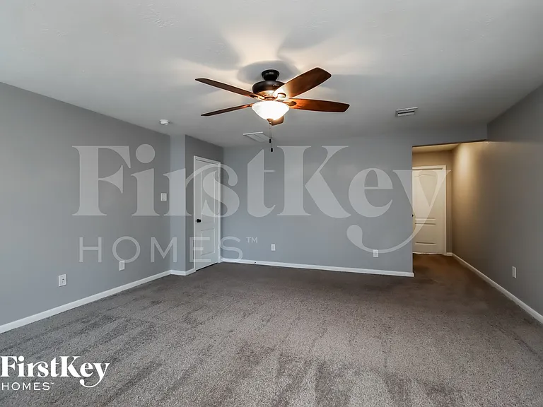 2023 Elkington Cir — Photo 9