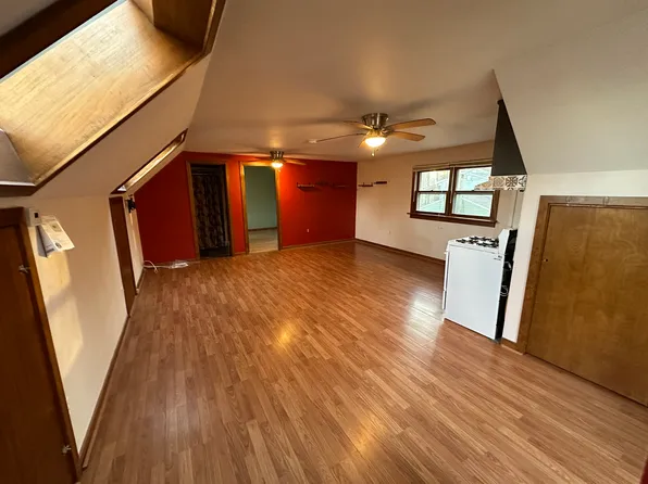 1100 N Ridge Rd, Perkasie, PA 18944