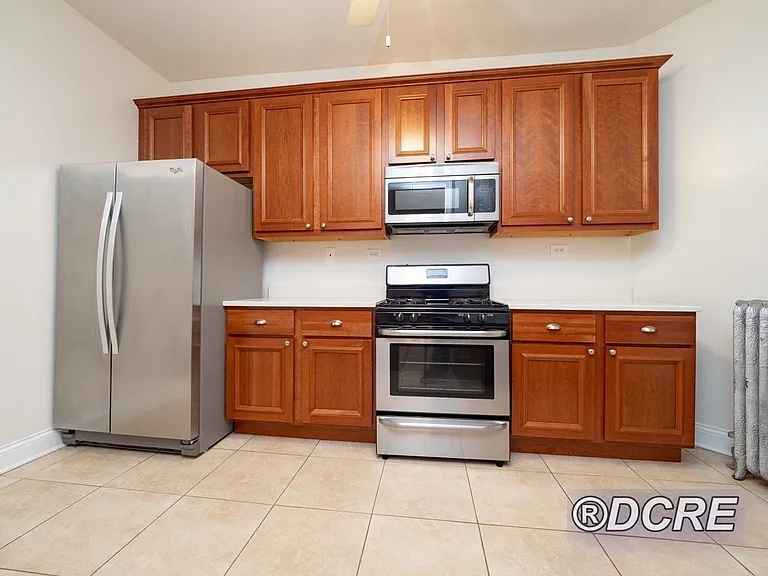 6761 N Sheridan Rd #1S — Photo 2