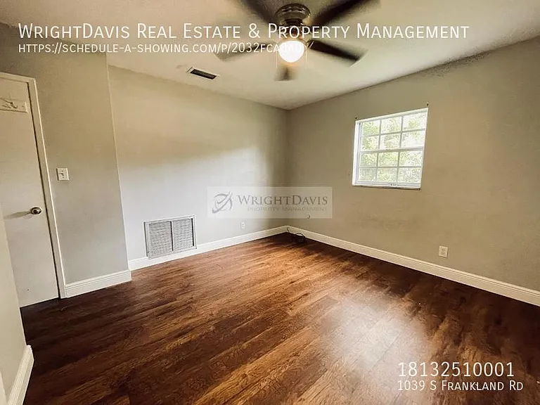 1039 S Frankland Rd — Photo 15