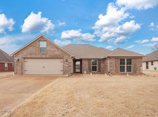 13 White Birch Dr, Jackson, TN 38305