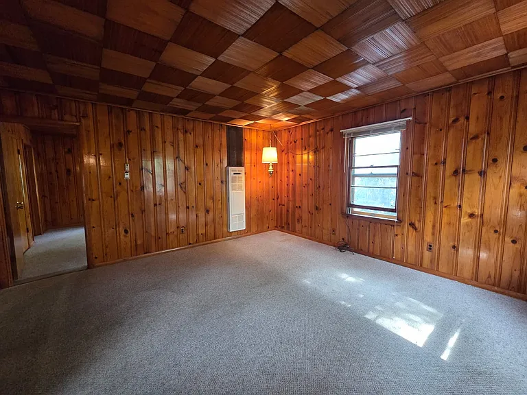259 NE Randolph Ave #R4 — Photo 5