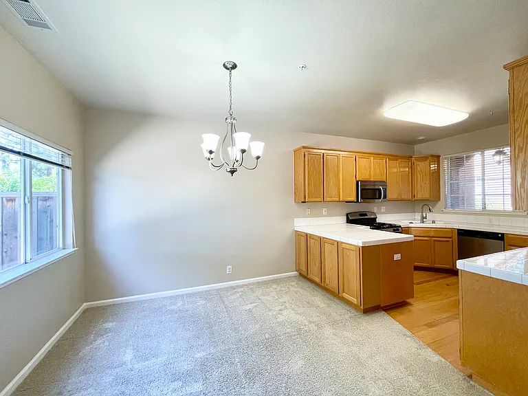 1148 Marlys Cmn — Photo 16