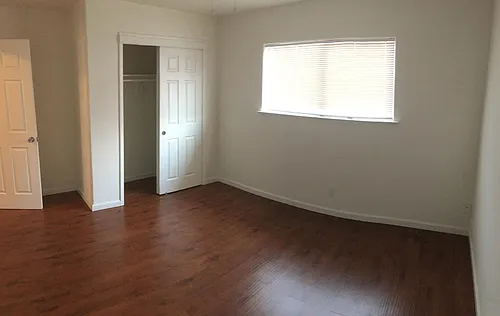 746 Illinois Ave #3 Photo 1