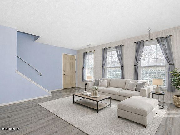 2nd image of 1311 Paris Court