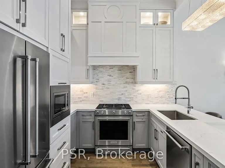8 Willowbrook Rd — Photo 5