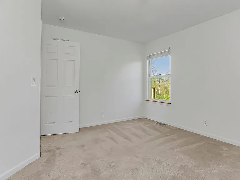 5131 Woodland Dr — Photo 19