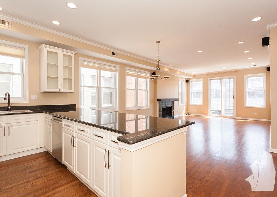 1st image of 1326 W Belmont Ave #B3e