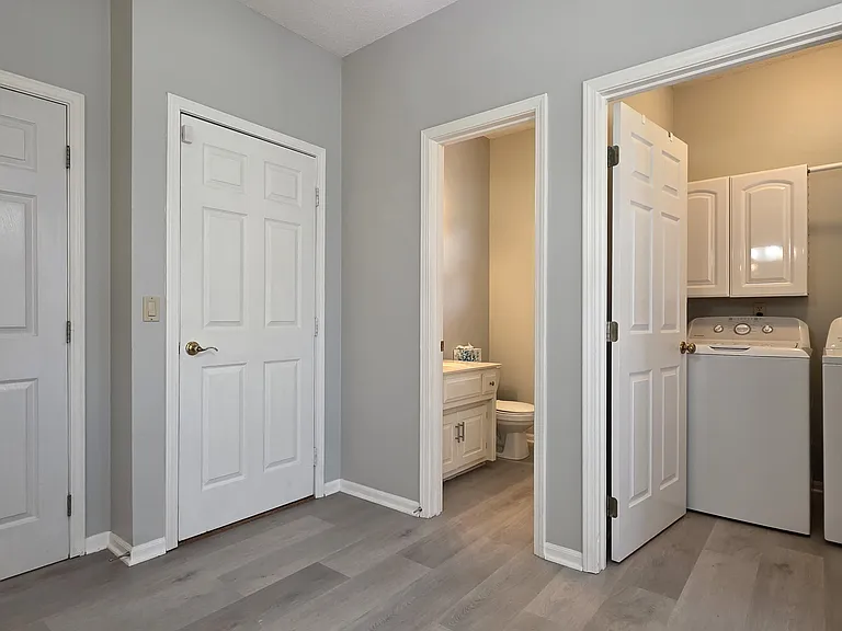 6400 W 155th Pl — Photo 11