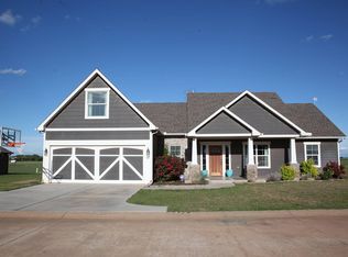 17 Maryed Dr, Fairview, OK 73737