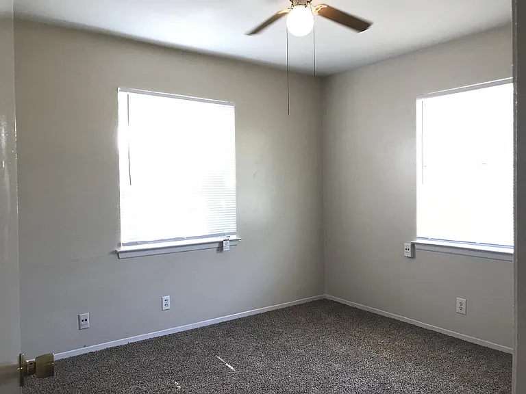 5874 Castle Run — Photo 11