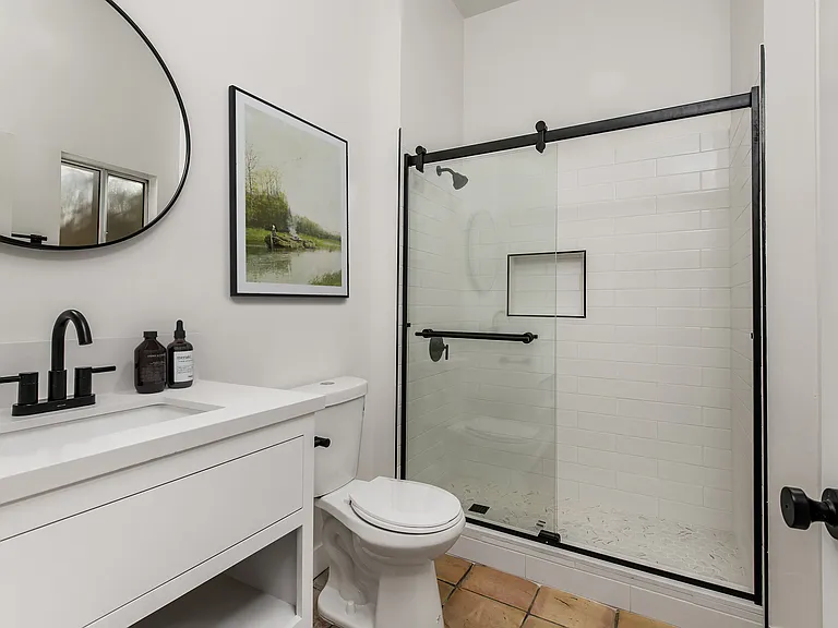521 S Bentley Ave — Photo 21