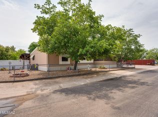 2711 W Curtis Rd, Tucson, AZ 85705