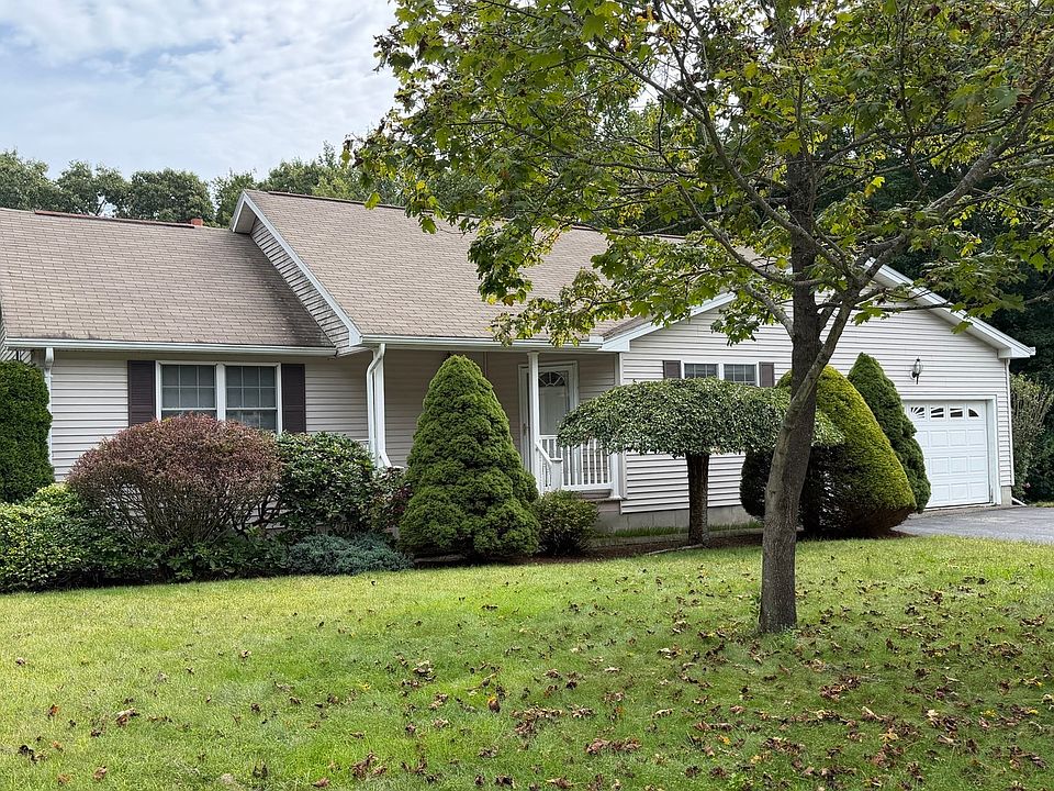 1st image of 12 Deerfield Cir