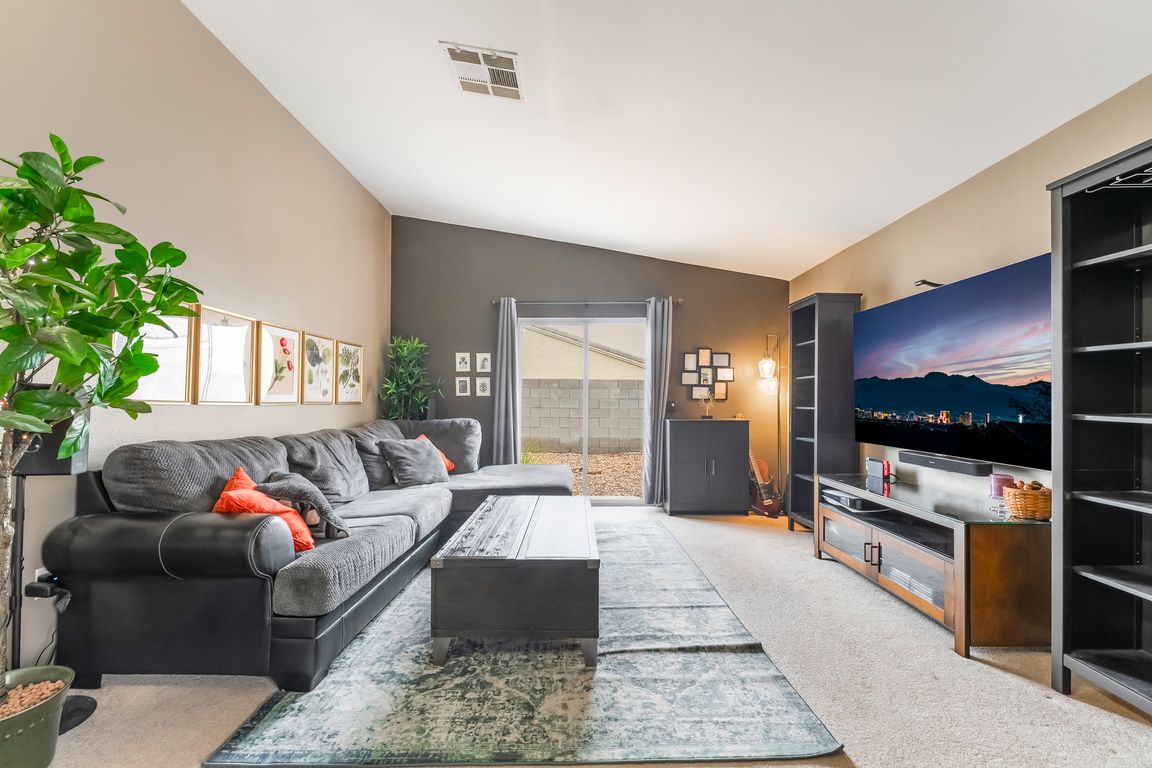 next background image