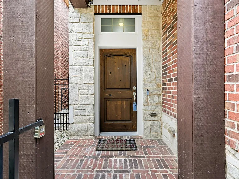 6665 Escena Blvd — Photo 26