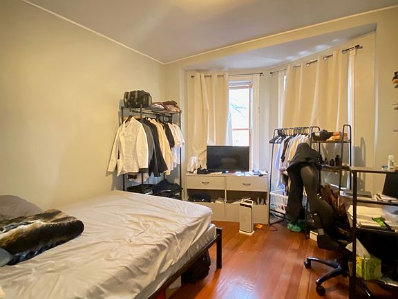 3rd image of 612 Columbus Ave APT 2