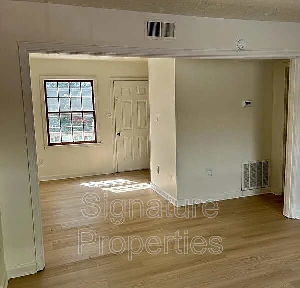 1055 Rives Rd #18 — Photo 4