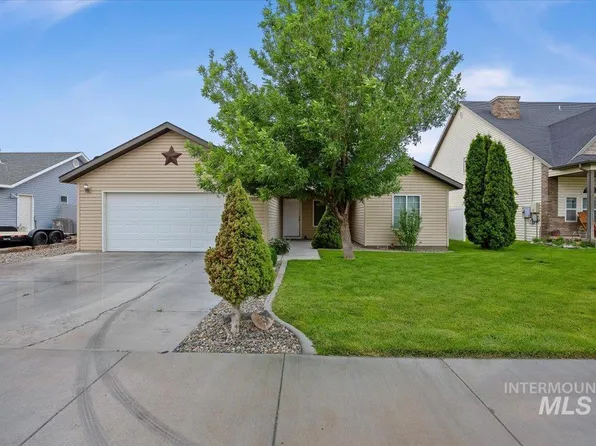 1305 Lauren Ln, Filer, ID 83328