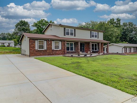2nd image of 12220 Winterset Dr
