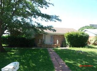 2916 Leigh Ann Ln, Arlington, TX 76010