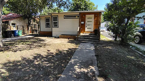 1338 W Elsmere Pl Photo 1