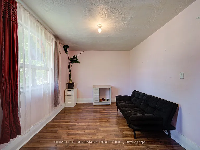 19 Armstrong Ave #2 — Photo 7