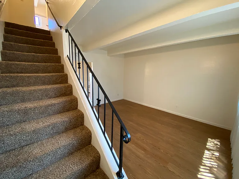 Casa de Luna Townhomes — Photo 44