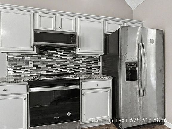 4th image of 80 Rivercrest Ln