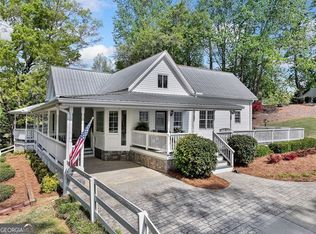 8525 Lanierland Farms Dr, Gainesville, GA