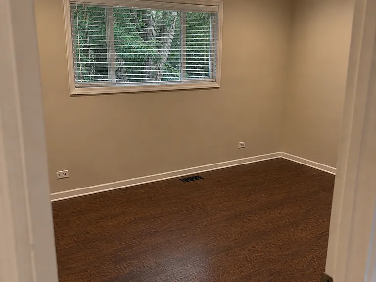 359 Ruth Cir — Photo 6