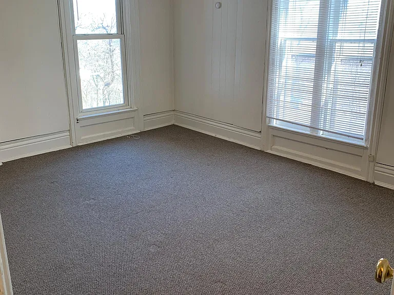 283 Lock St #2 — Photo 8