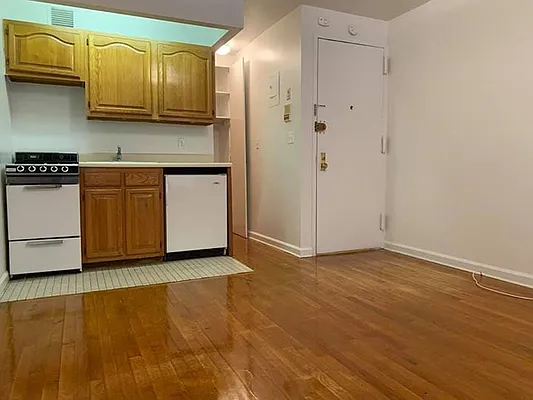 Rented by (LEGACY NOT ACTIVE) DiGiulio Group Real Estate, LLC | media 14