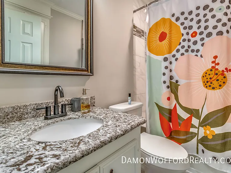 103 Live Oak Ln — Photo 27