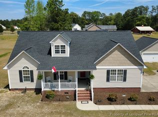 5721 Royal Farms Rd, Wade, NC 28395