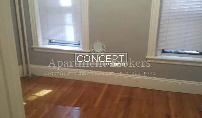 313 Huntington Ave #5C — Photo 1