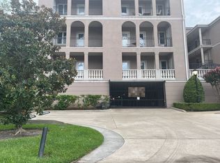 58 Briar Hollow Ln APT 402, Houston, TX 77027