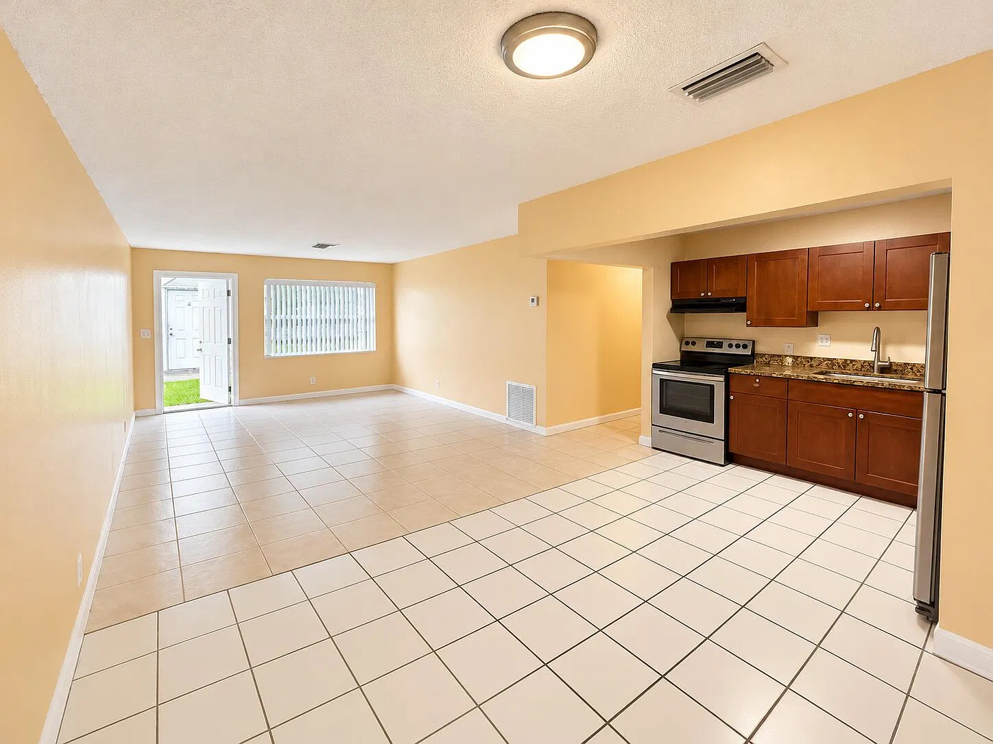 4125 Woodside Dr — Photo 3