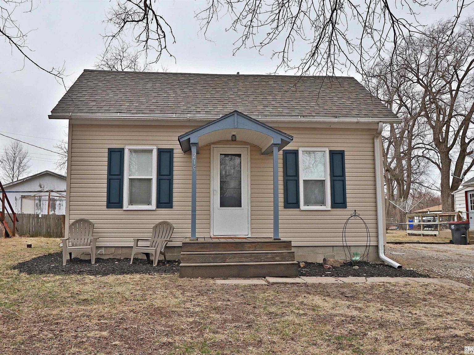 215 Graham St Beatrice NE 68310 Zillow