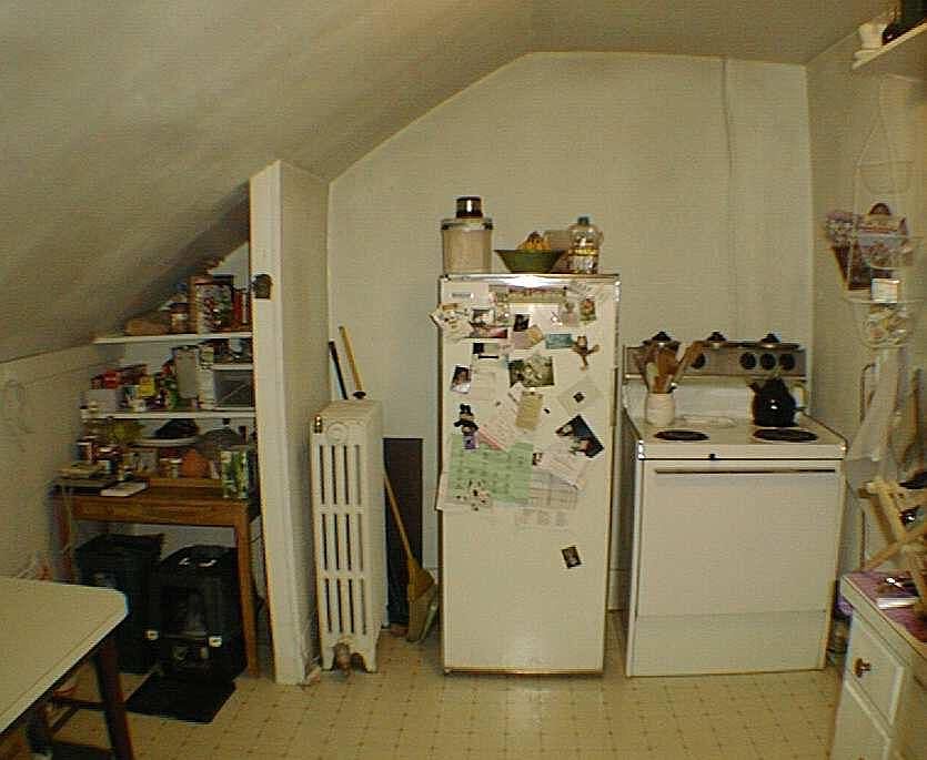 2nd image of 465 N 5th St APT 4