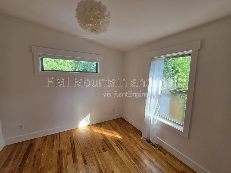 156 Bradley St — Photo 31