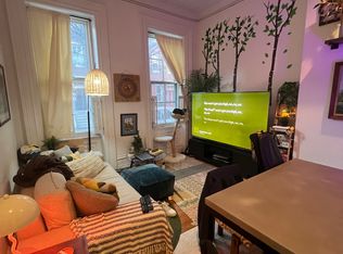 337 S 21st St #1E, Philadelphia, PA 19103