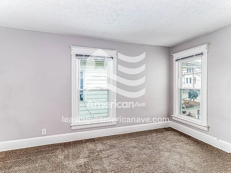 562808_011_main_bedroom_13914171.jpg