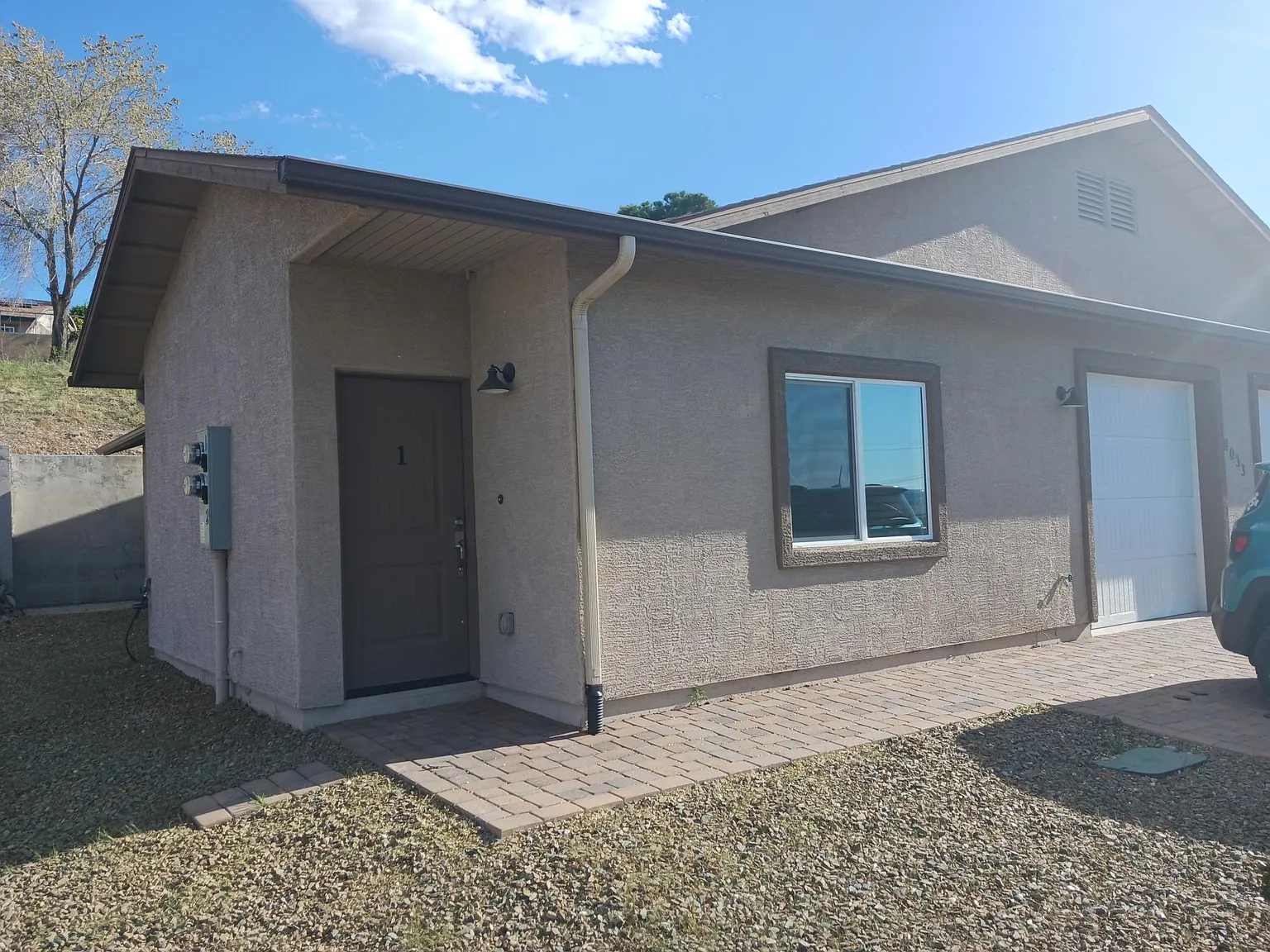 3 bed, 1149 sqft, $1,800 — Photo 3