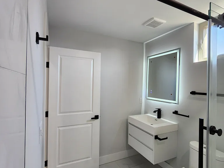 1108 W Dauphin St #6B — Photo 15